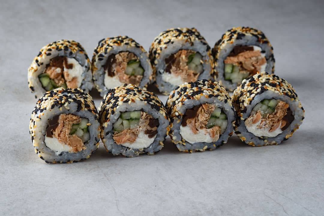 Roll Sake Grill