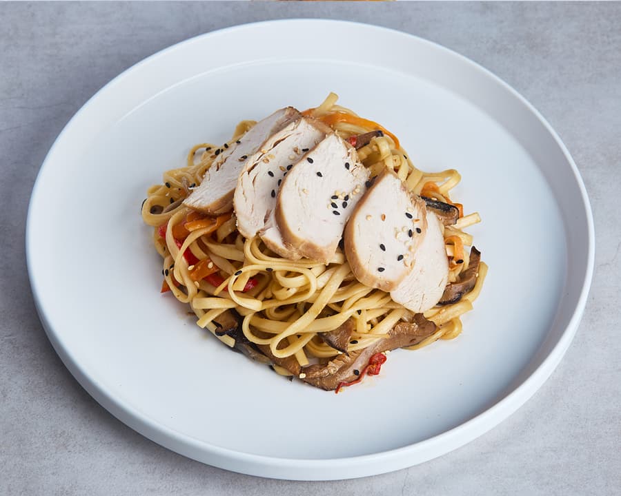 Udon z kurczakiem – sushi menu